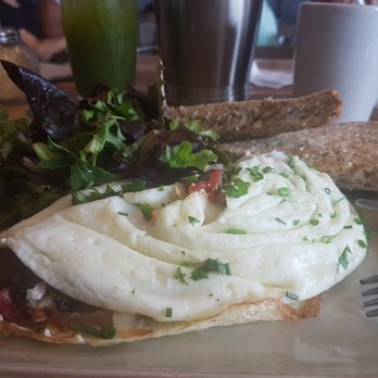First Watch - Great breakfast! Veggie omelet and kale tonic juice. Worth the wait. - Breakfast & Brunch Near Me - Orlando, Florida