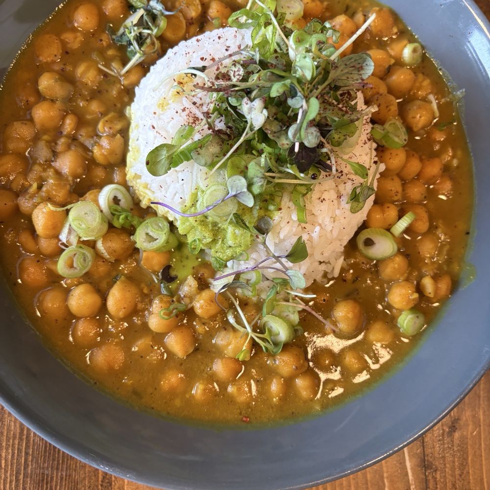 Coconut Curry Chickpeas Coconut Curry Chickpeas