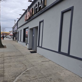 BKNY Thai Restaurant - Storefront - Thai Near Me - Bayside, New York BKNY Thai Restaurant - Storefront - Thai Near Me - Bayside, New York