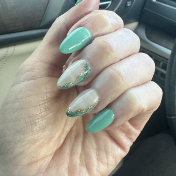 Pink Petals Nails Spa - Acrylic fill with design by Lauren - Nail Salons Near Me - Scottsdale, Arizona