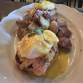 Formento's - Italian Near Me - Chicago, Illinois
