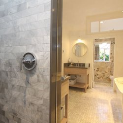 The Vagabond's House - Room #1 With heated marble floors and shower.