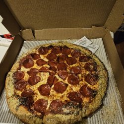 OH Pizza & Wings - Pepperoni pizza