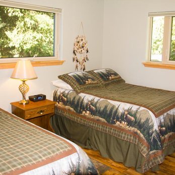 The Hutch Bed and Breakfast - The Hutch B&B room in the private Cabin - Hotels Near Me - Cooper Landing, Alaska The Hutch Bed and Breakfast - The Hutch B&B room in the private Cabin - Hotels Near Me - Cooper Landing, Alaska