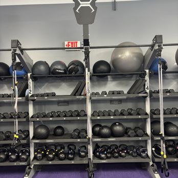 Anytime Fitness - Rack with free weight - Gyms Near Me - San Jose, California Anytime Fitness - Rack with free weight - Gyms Near Me - San Jose, California