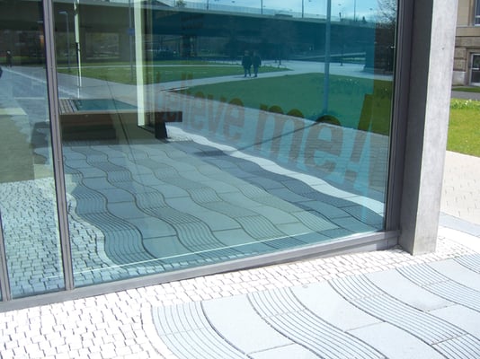 Kunst im Tunnel by null