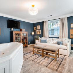 Timberroot Rustic Retreats