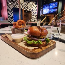 Burger and onion rings Burger and onion rings