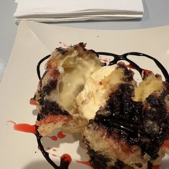Taste of Thai - Inside Fried Ice Cream - Thai Near Me - Hoffman Estates, Illinois