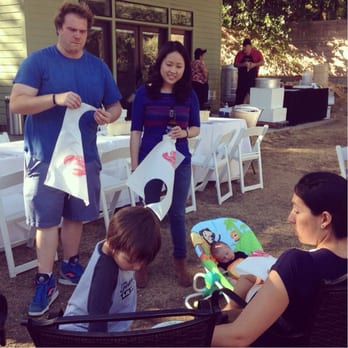LA Lobster Party - Bib time - Caterers Near Me
