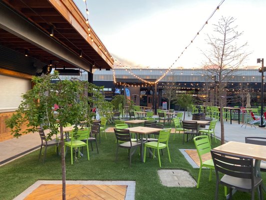 Chicken N Pickle - Overland Park by null