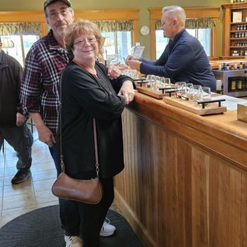 Schulze Vineyards & Winery - Friends ready for tadting - Wine Tasting Room Near Me - Burt, New York Schulze Vineyards & Winery - Friends ready for tadting - Wine Tasting Room Near Me - Burt, New York