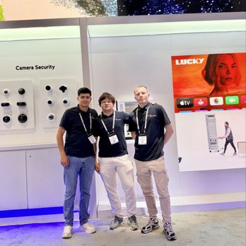 Cable Shmable - Cable Shmable team at a trade show - Home Network Installation Near Me - South San Francisco, California Cable Shmable - Cable Shmable team at a trade show - Home Network Installation Near Me - South San Francisco, California