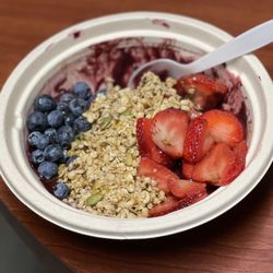 Perfectly Pressed - Better Brekky Acai Bowl