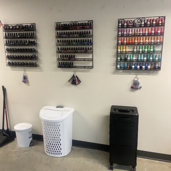 Paul Mitchell the Barber School - colors platte - Barbers Near Me - Arlington, Texas Paul Mitchell the Barber School - colors platte - Barbers Near Me - Arlington, Texas