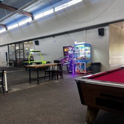 Upper Crust Deli - This is from the inside mall that has a couple Marshall arts place a Cool trophy store and even a chef School for kids