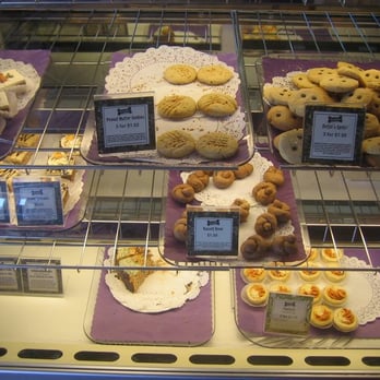 Three Dog Bakery - Pet Stores Near Me - Indianapolis, Indiana