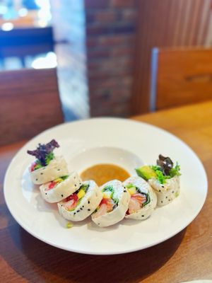 Ponzu Japanese Sushi Bar by null