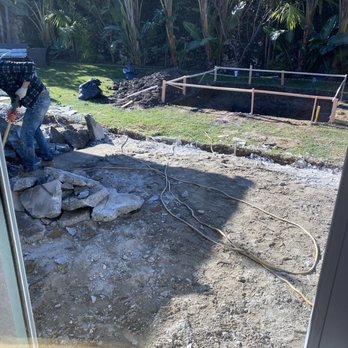 Framework Construction & Remodeling - Digging the jacuzzi - General Contractors Near Me Framework Construction & Remodeling - Digging the jacuzzi - General Contractors Near Me