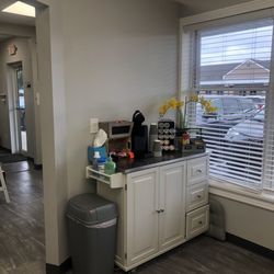 Beverage/candy corner