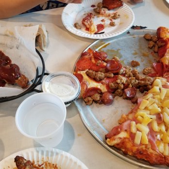 Round Table Pizza - Pizza Near Me - San Leandro, California Round Table Pizza - Pizza Near Me - San Leandro, California