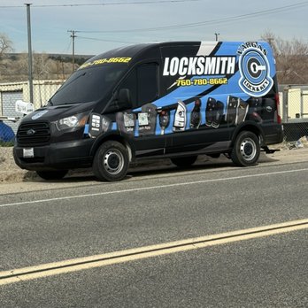 Vargas Lock and Key - Vargas Lock and key Work Vehicle - Keys & Locksmiths Near Me