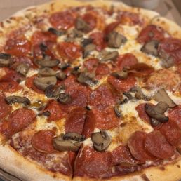 Original crust with pepperoni and mushrooms