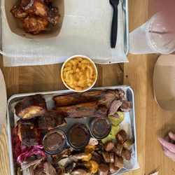Meat Sweats, Mac n cheese and wings