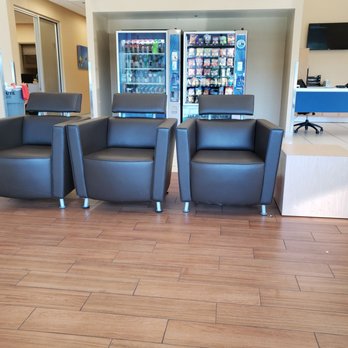 CarMax - Waiting room - Car Buyers Near Me - Reno, Nevada CarMax - Waiting room - Car Buyers Near Me - Reno, Nevada