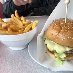 Eddie Rocket's - Beef cheeseburger and fries