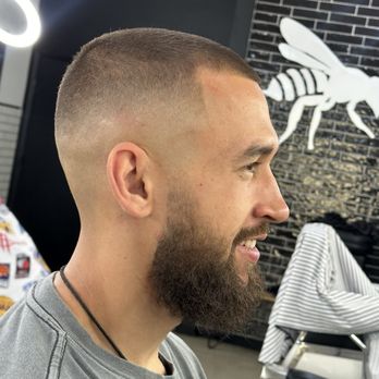 Barber Levon - Barbers Near Me - Glendale, California
