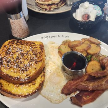 Eggspectation - Complexe Desjardins - Breakfast & Brunch Near Me - Montreal, Quebec