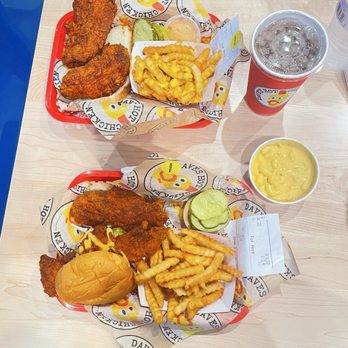 Dave's Hot Chicken - Chicken Shop Near Me - Boynton Beach, Florida Dave's Hot Chicken - Chicken Shop Near Me - Boynton Beach, Florida