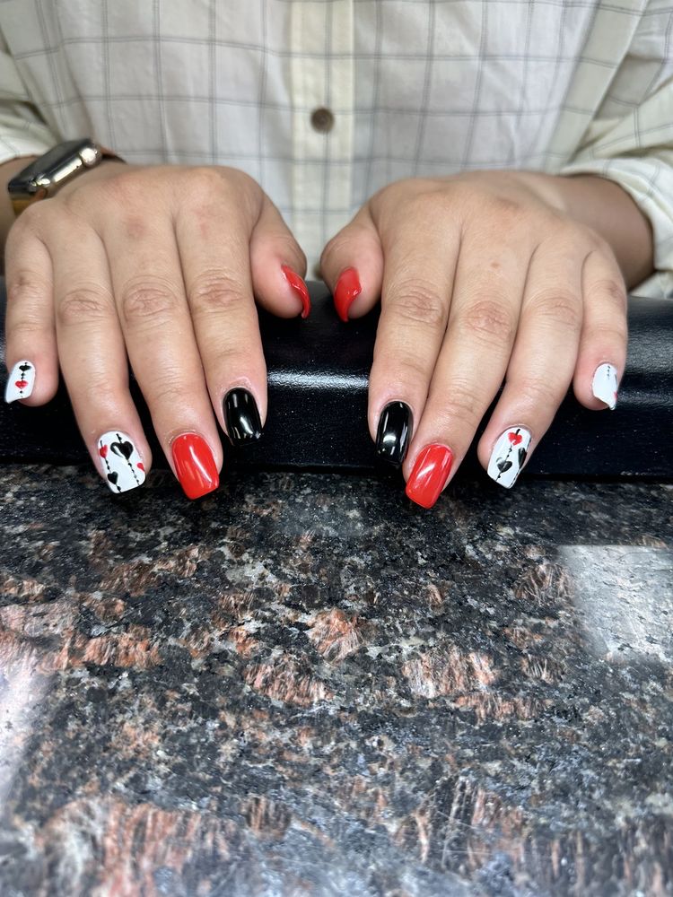 VINTAGE NAILS Updated September 2024 85 Photos & 97 Reviews 208