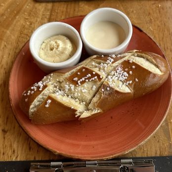 Edison, Craft Ales + Kitchen - Pretzel bread - Gastropubs Near Me - Asheville, North Carolina Edison, Craft Ales + Kitchen - Pretzel bread - Gastropubs Near Me - Asheville, North Carolina