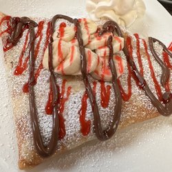 Very Crepe - Soo Fruity Crepe - bananas, strawberries and Nutella