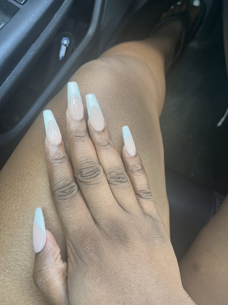 Nail Couture Custom Design Logo