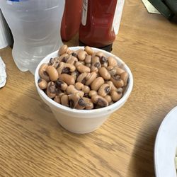 Griffs Grill - The Black Eyed Peas were yummy, could've used a little bit more seasoning, salt, pepper, and such