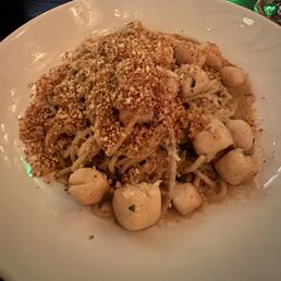 Scallops and pasta