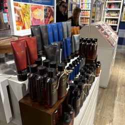 Bath & Body Works