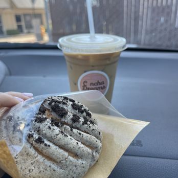Concha Dreams - Oreo and iced horchata latte - Cafes Near Me - Hayward, California