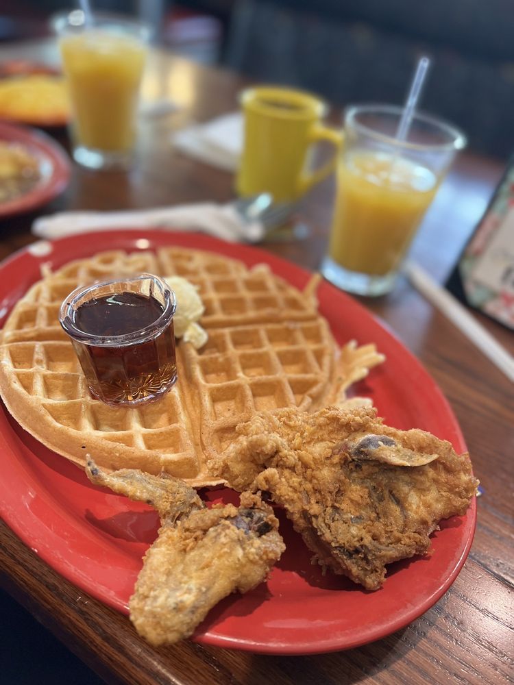 CLEMENTINE’S Updated October 2024 962 Photos & 984 Reviews 18070