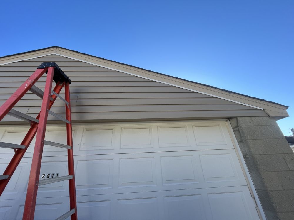 Slide of J&D Home Improvement