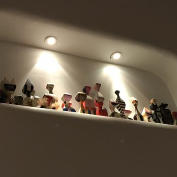 La Reina - Little spectators à la Alexander Girard - Bars Near Me - Santa Fe, New Mexico
