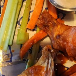 Roger Dunn Golf Shops - Wings @topgolf in  rancho.  Monday afternoon, rotted celery???????