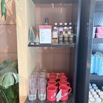 Alfred Coffee - Coffee & Tea Near Me - Malibu, California