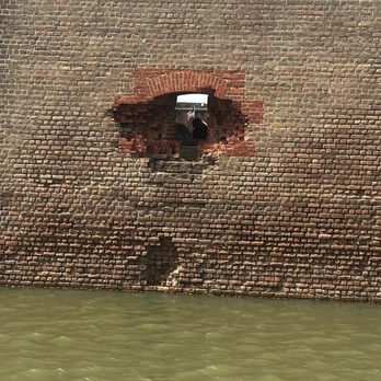 Fort Pulaski National Monument - Outside wall - Landmarks & Historical Buildings Near Me - Savannah, Georgia Fort Pulaski National Monument - Outside wall - Landmarks & Historical Buildings Near Me - Savannah, Georgia