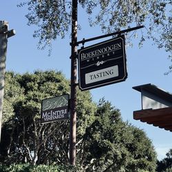 McIntyre Family Wines - Sign