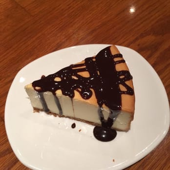 Outback Steakhouse - Cheesecake with fudge - Steakhouses Near Me - Bayside, New York