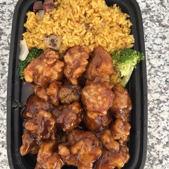 Peking Garden Restaurant - C47. General Tso's Chicken Comb w/Fried Rice - Chinese Near Me - Noblesville, Indiana Peking Garden Restaurant - C47. General Tso's Chicken Comb w/Fried Rice - Chinese Near Me - Noblesville, Indiana